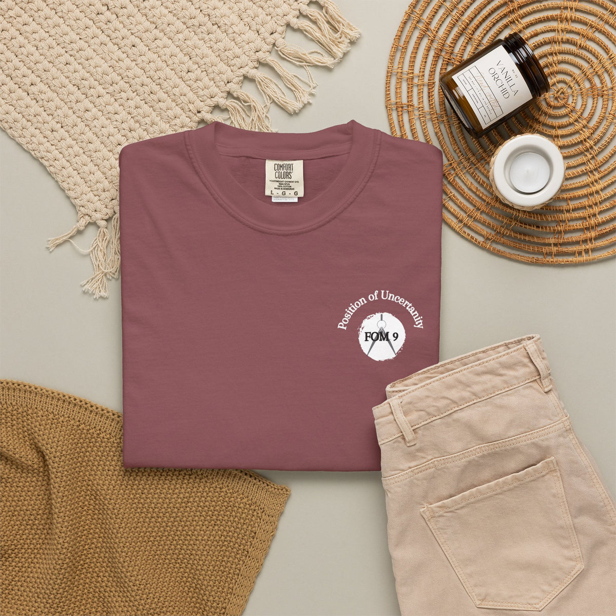 Only Amateurs Use GPS — White Print FOM 9 Graphic Tee
